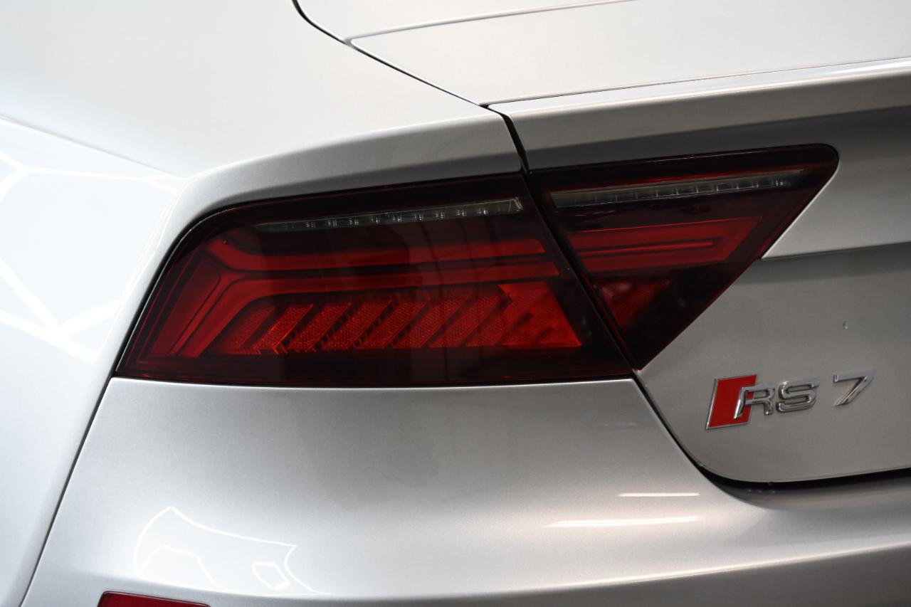 Used 2016 Audi RS 7 Prestige image 13
