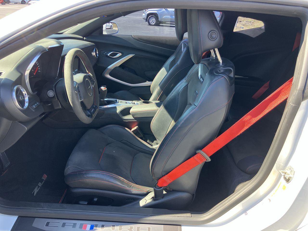 Used 2017 Chevrolet Camaro ZL1 image 13