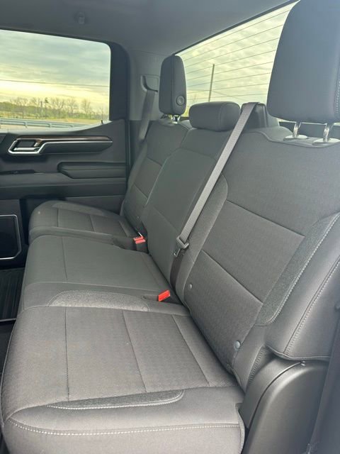 Used 2024 Chevrolet Silverado 1500 LT AWD/4WD image 16