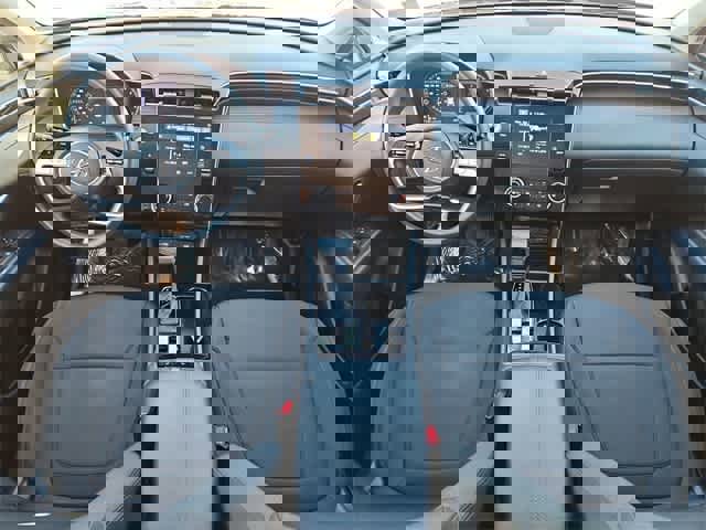 Certified 2022 Hyundai Tucson SEL w/ Winter Package image 15