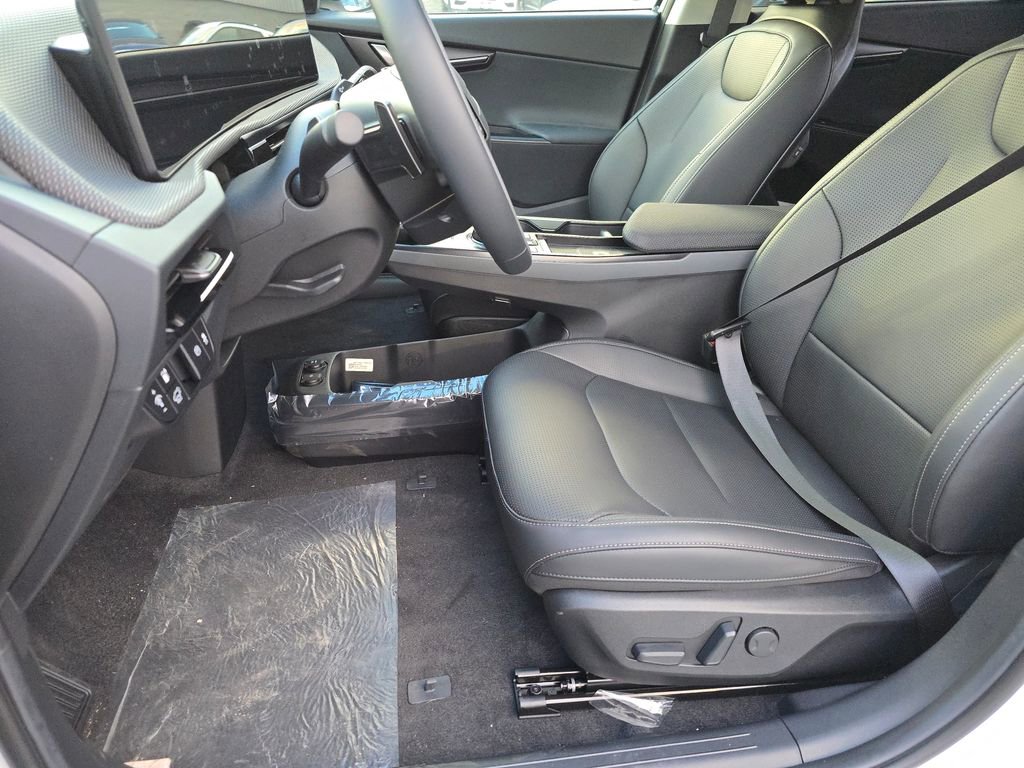 New 2025 Kia EV6 Wind image 27