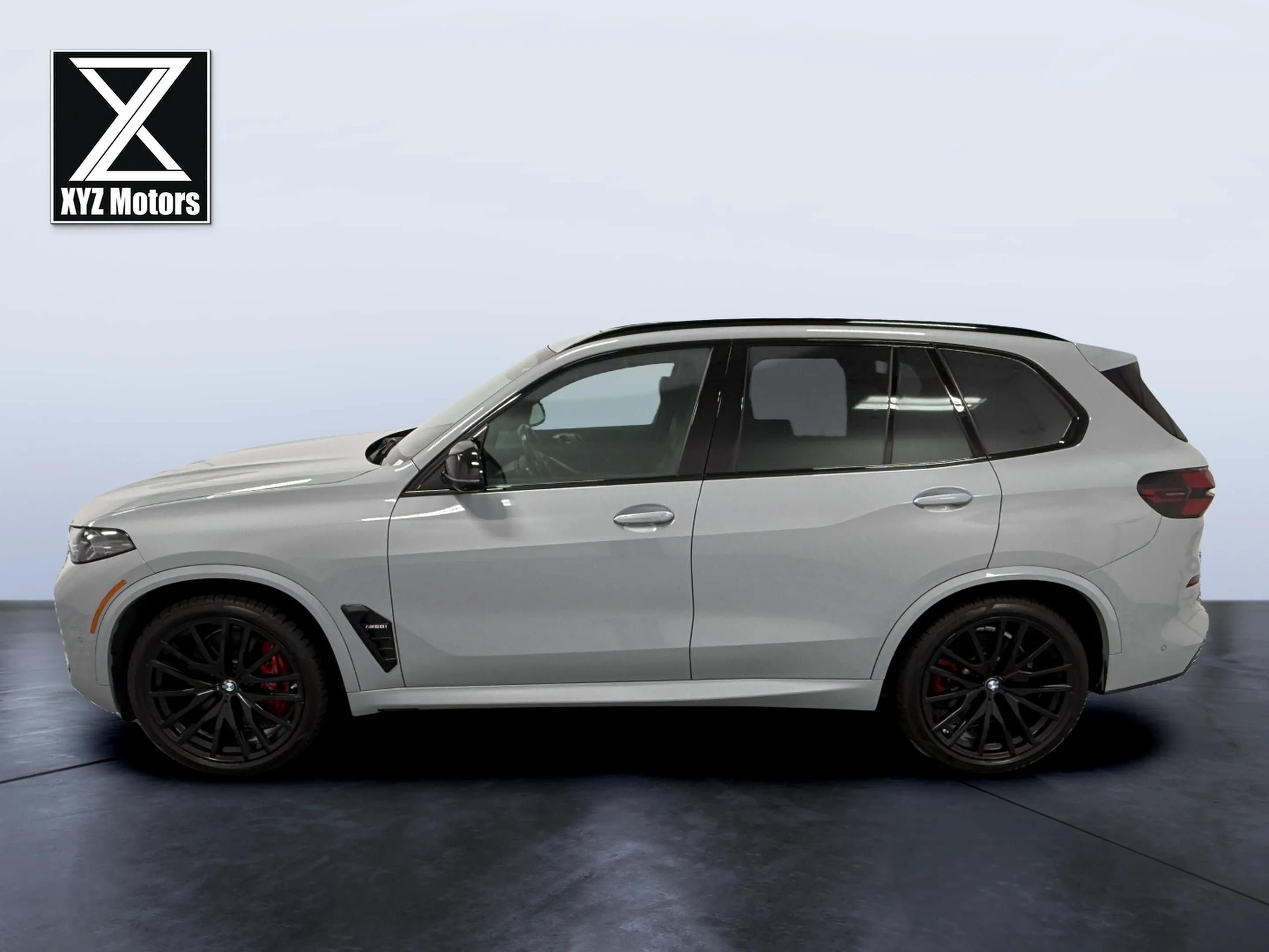 Used 2024 BMW X5 M60i AWD/4WD image 4