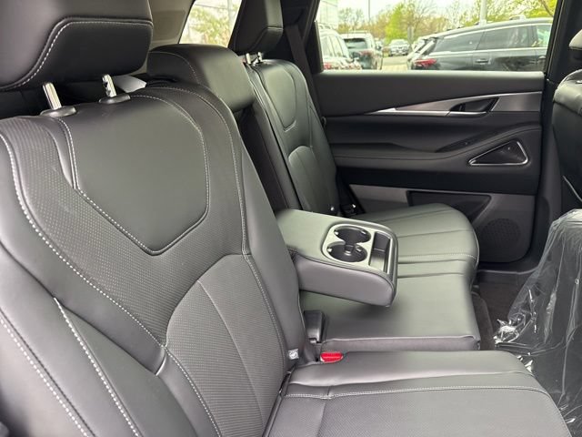 New 2027 INFINITI QX60 Luxe w/ Cargo Package AWD/4WD image 14