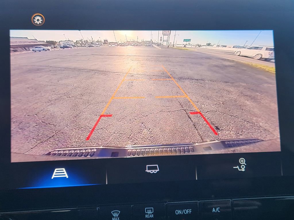 Used 2023 Chevrolet Colorado Trail Boss AWD/4WD image 19