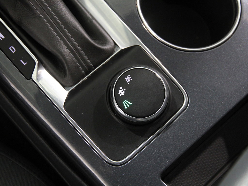 Used 2019 Chevrolet Blazer LT image 16