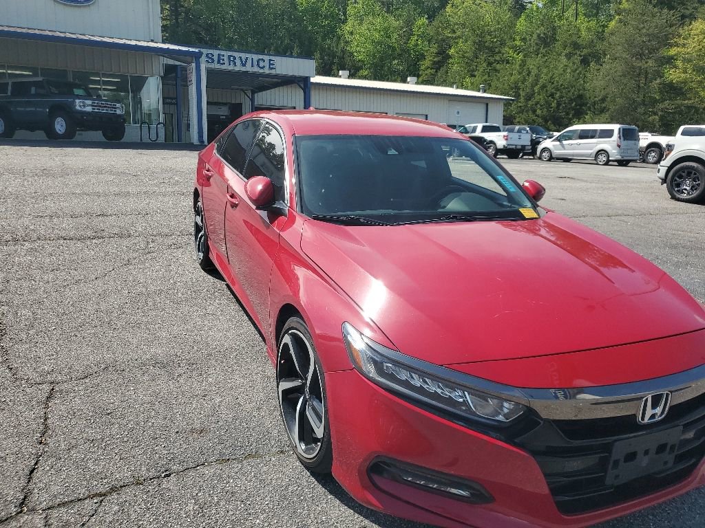 Used 2019 Honda Accord Sport image 4