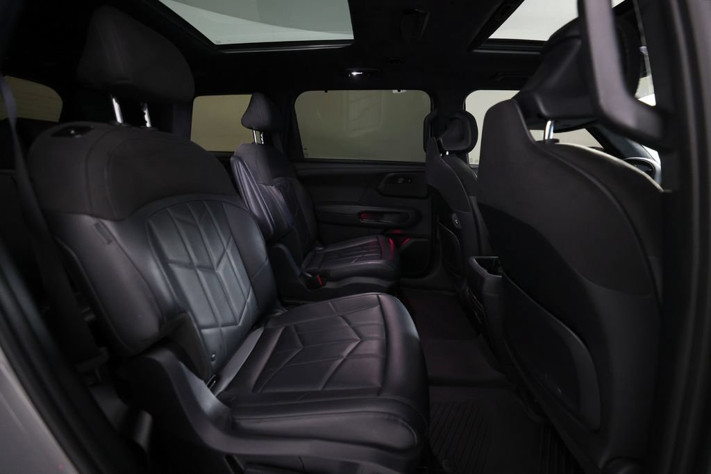 Used 2027 Kia Telluride SX Prestige X-Pro AWD/4WD image 11
