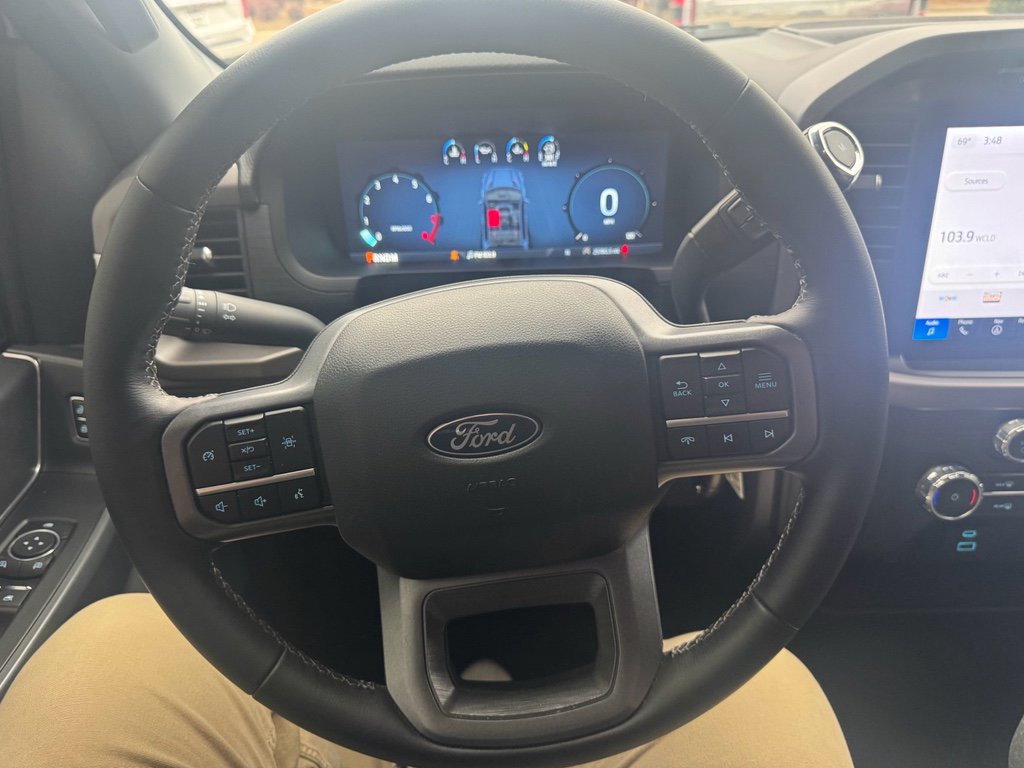 Used 2024 Ford F150 XLT w/ FX4 Off-Road Package image 18