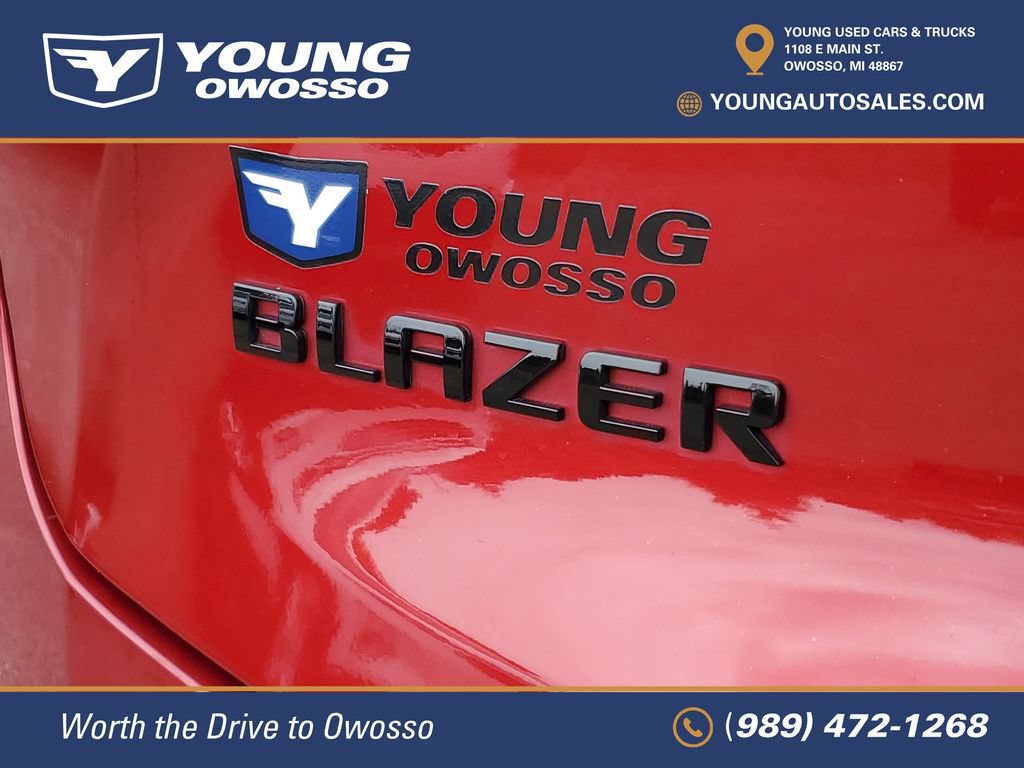 Used 2021 Chevrolet Blazer RS w/ Enhanced Convenience Package FWD image 34