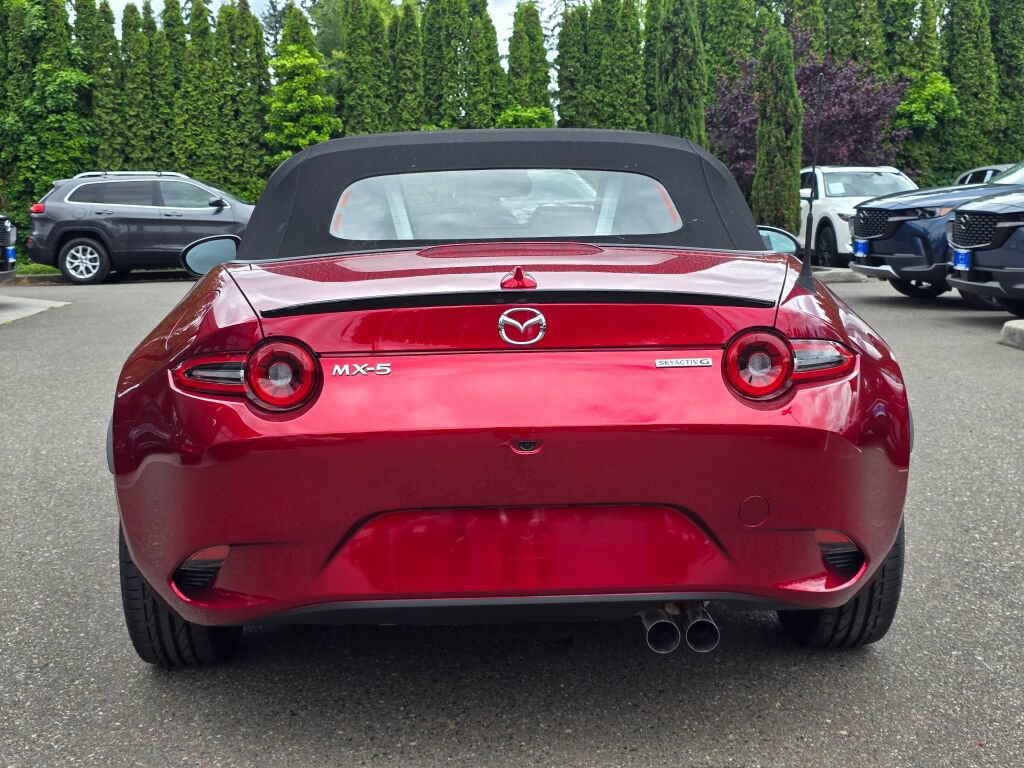 New 2026 MAZDA MX-5 Miata Club w/ Interior Package RWD image 4