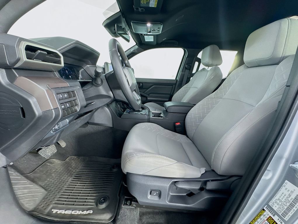 Used 2024 Toyota Tacoma SR5 RWD image 15