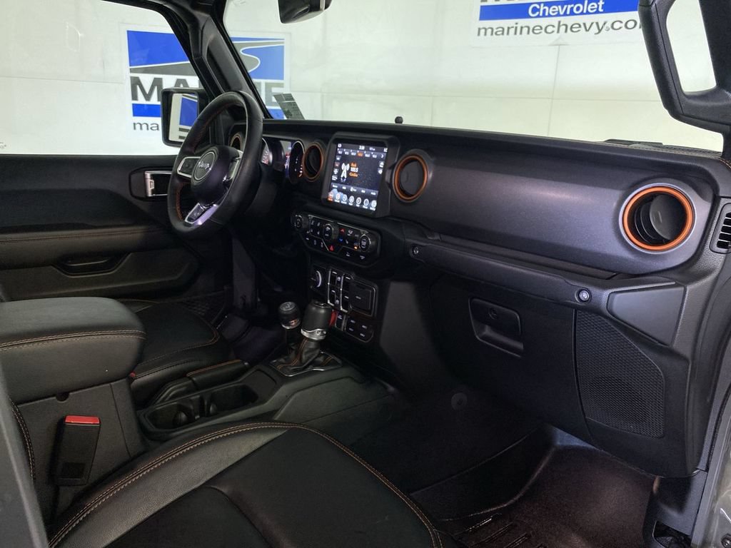 Used 2023 Jeep Gladiator Mojave w/ Cold Weather Group AWD/4WD image 35