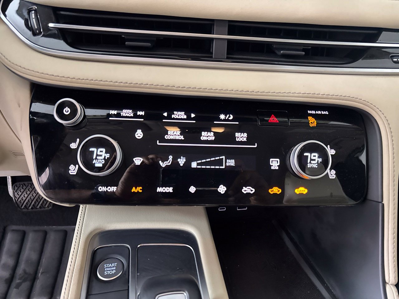 Used 2025 INFINITI QX60 Sensory FWD image 21