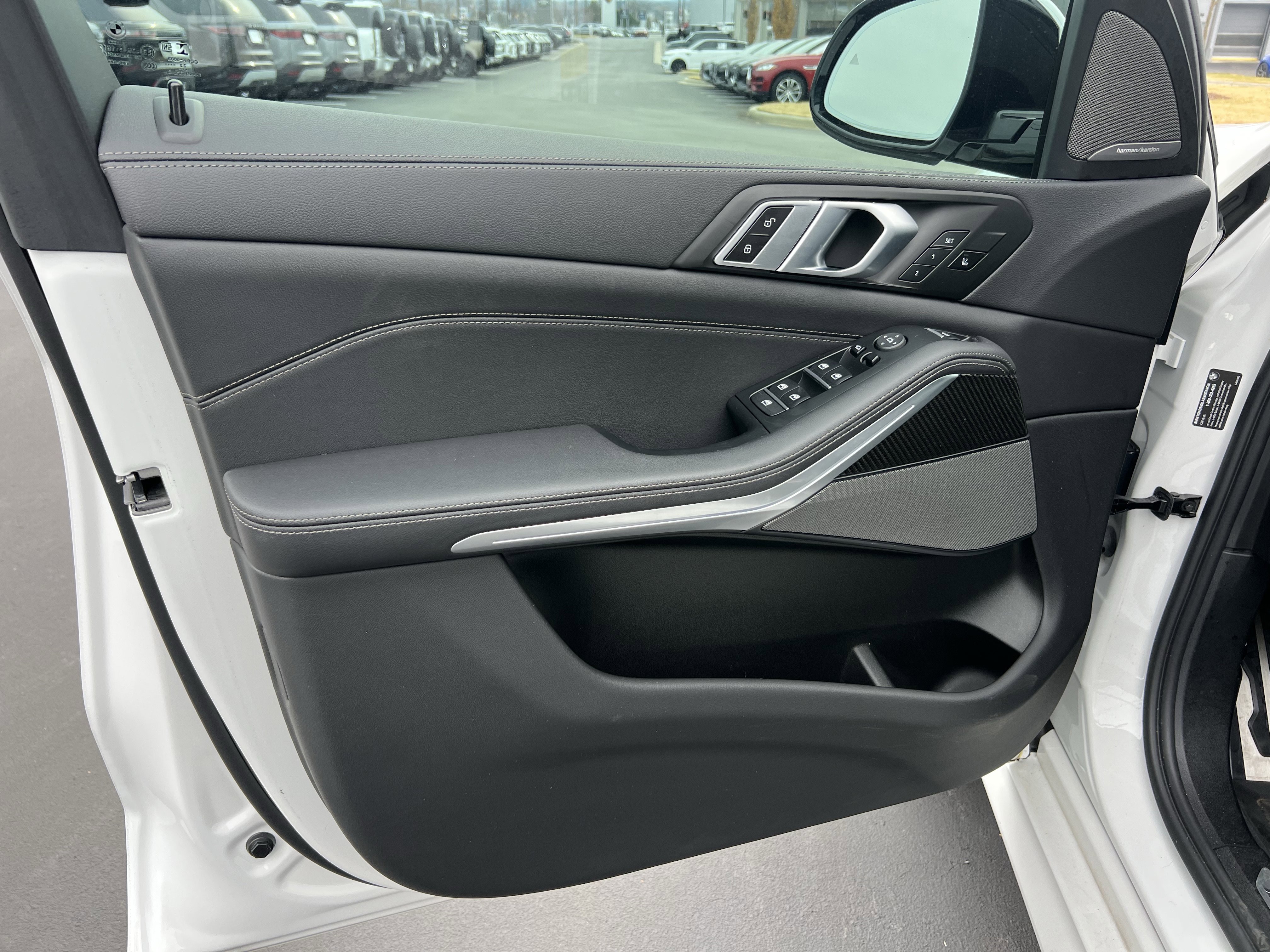 Used 2023 BMW X5 M50i w/ Executive Package image 14