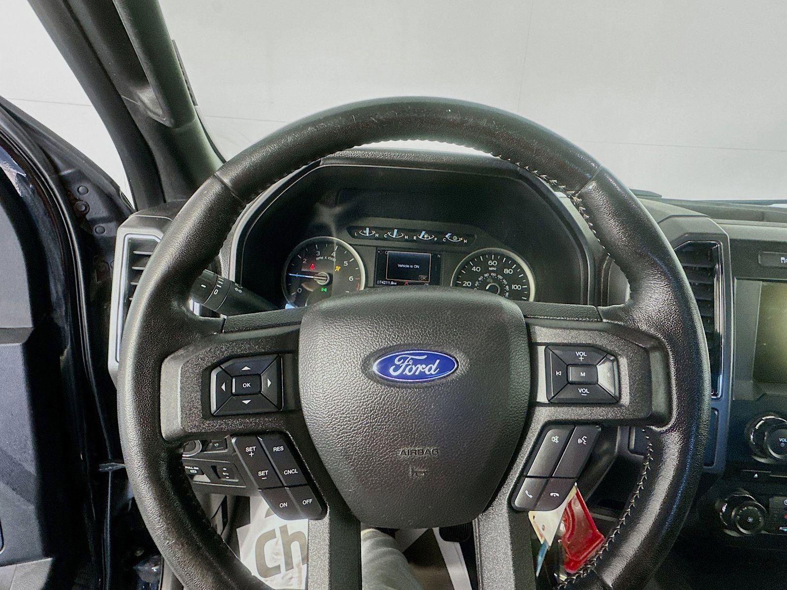 Used 2018 Ford F150 XLT w/ Equipment Group 302A Luxury AWD/4WD image 11