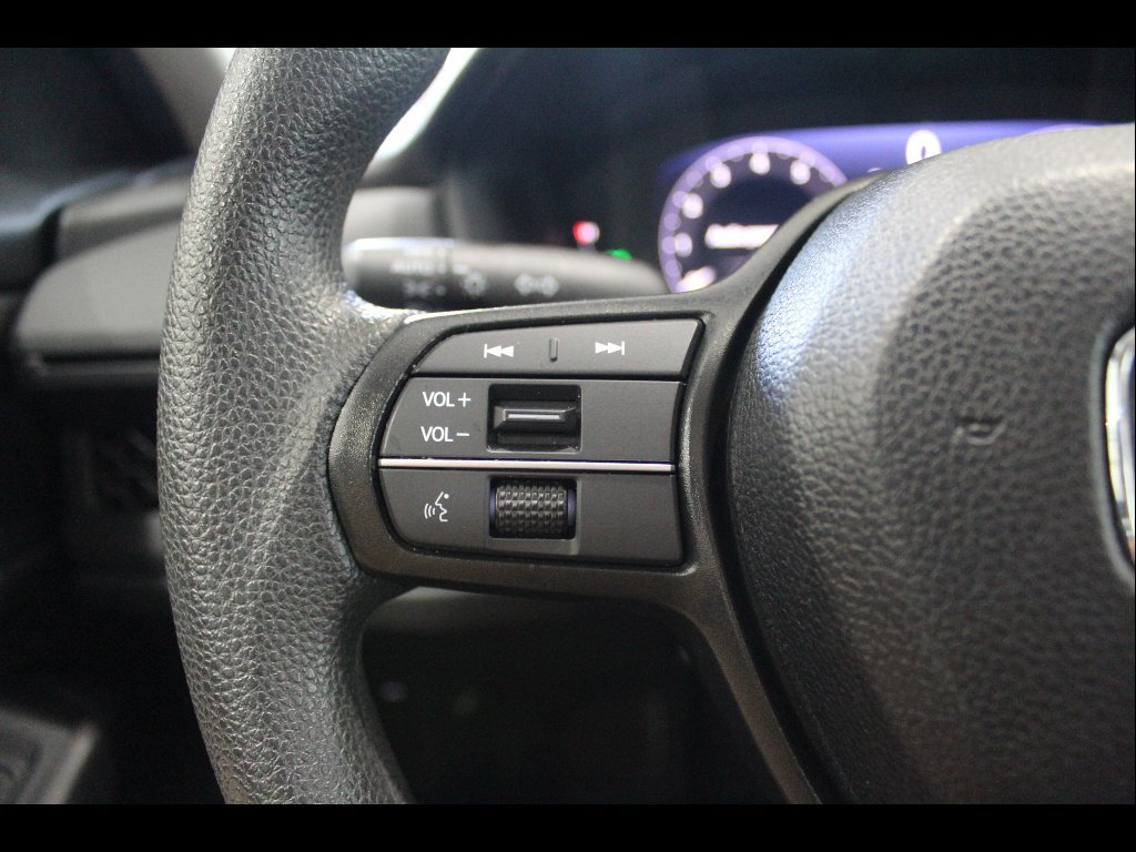 Certified 2025 Honda Accord SE image 27