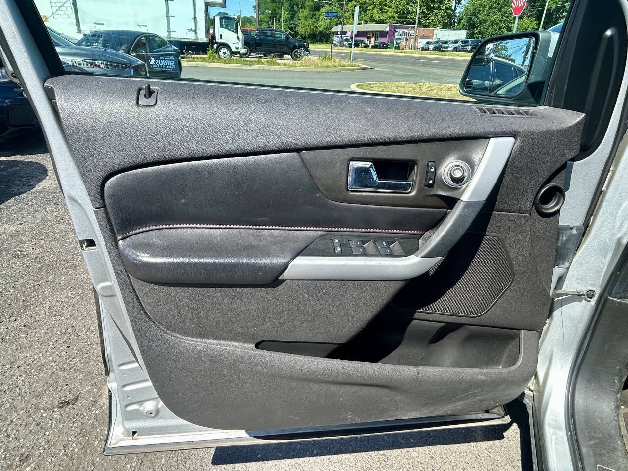 Used 2013 Ford Edge SEL FWD image 11