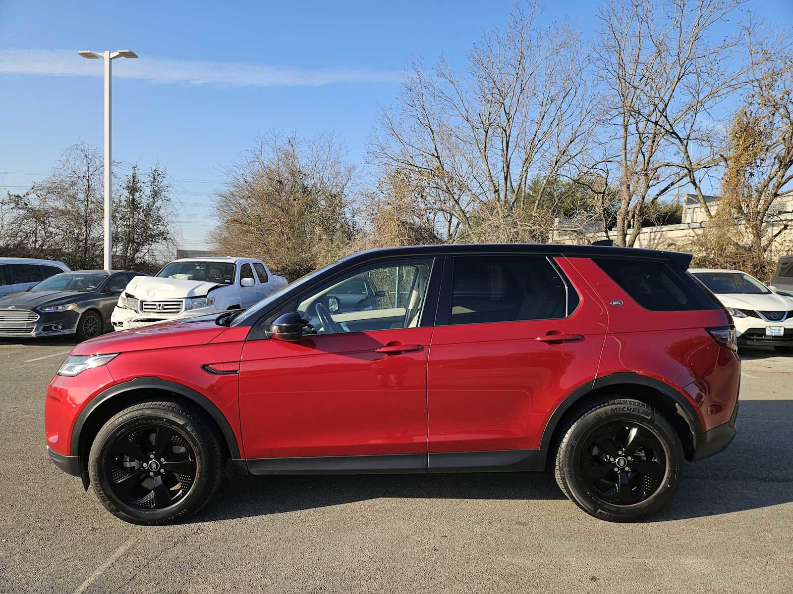 Used 2020 Land Rover Discovery Sport S image 4