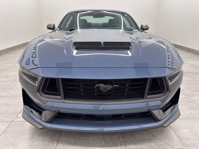 Used 2025 Ford Mustang Dark Horse image 9