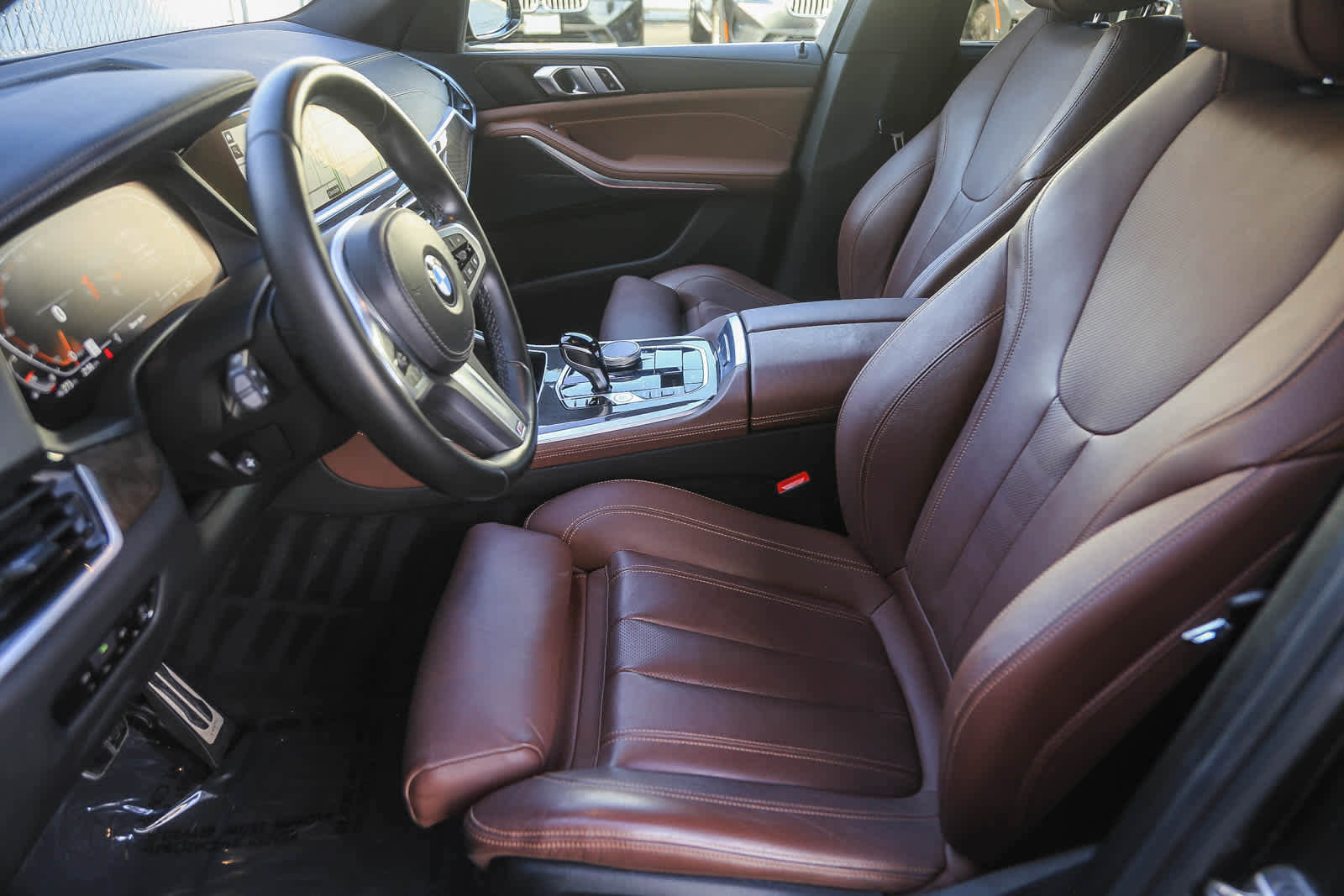 Certified 2022 BMW X5 sDrive40i w/ M Sport Package image 14