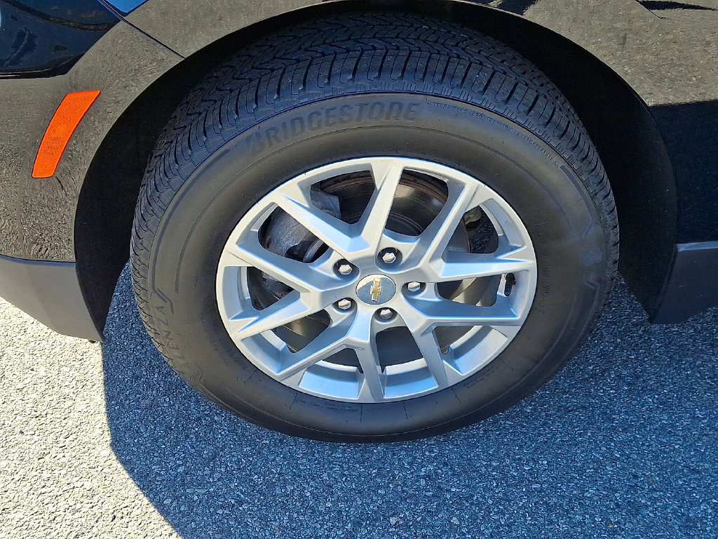 Used 2023 Chevrolet Equinox LT AWD/4WD image 13