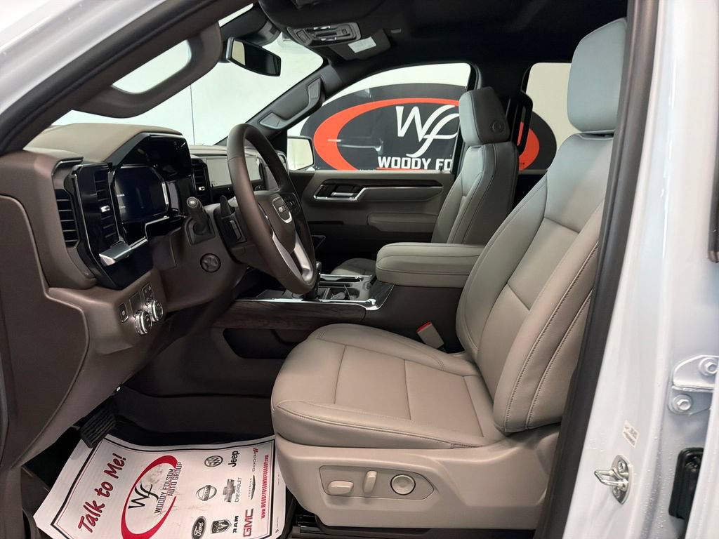 New 2026 GMC Sierra 1500 SLT w/ SLT Premium Plus Package RWD image 9