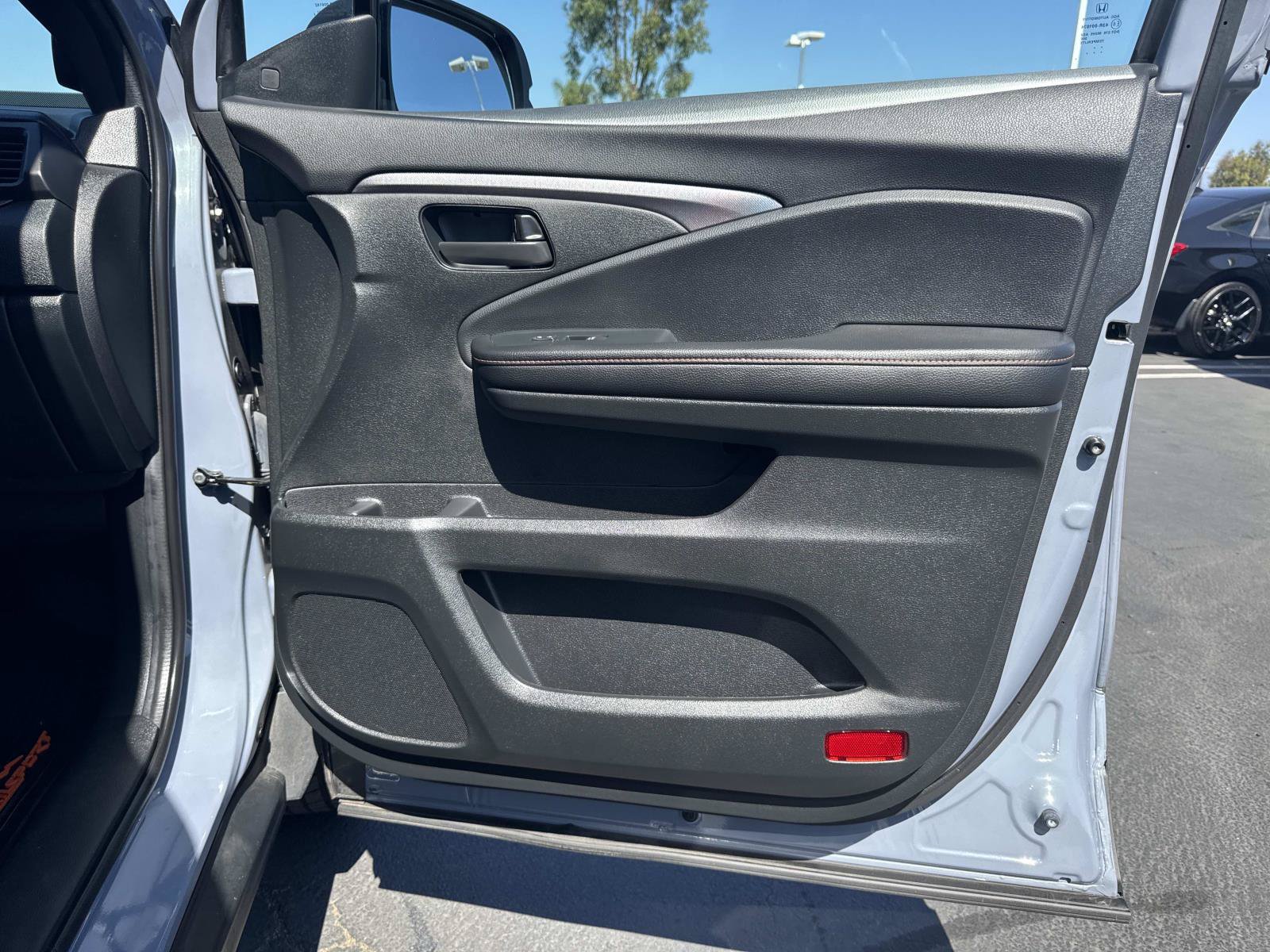Used 2023 Honda Passport TrailSport image 33