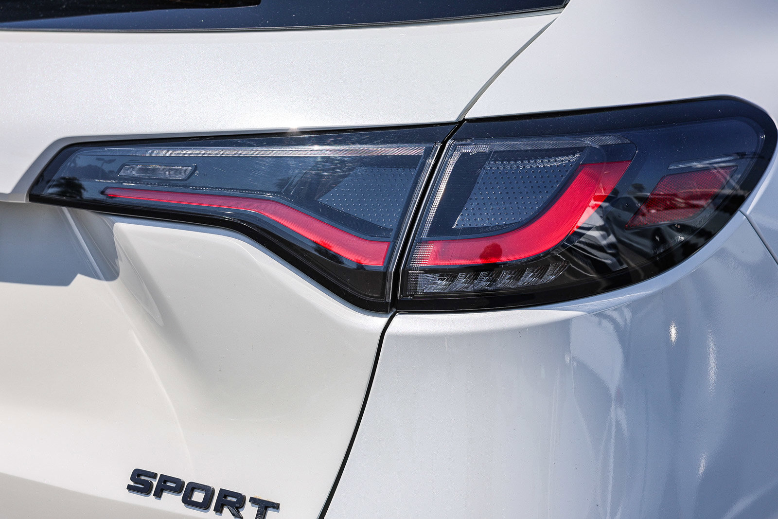 Certified 2025 Honda HR-V Sport image 27