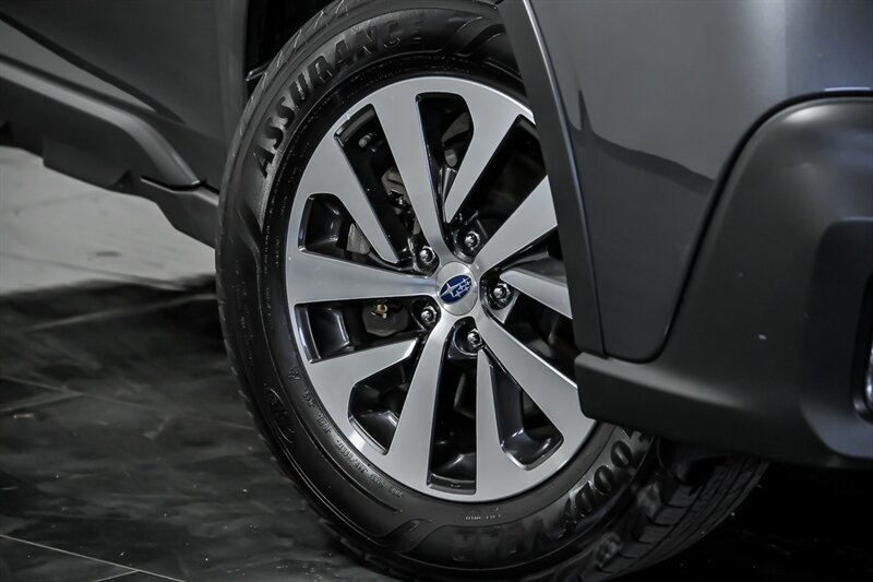 Used 2020 Subaru Outback Premium AWD/4WD image 3
