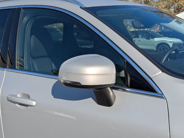 Certified 2023 Volvo XC60 B5 Plus w/ Protection Package Premier image 14