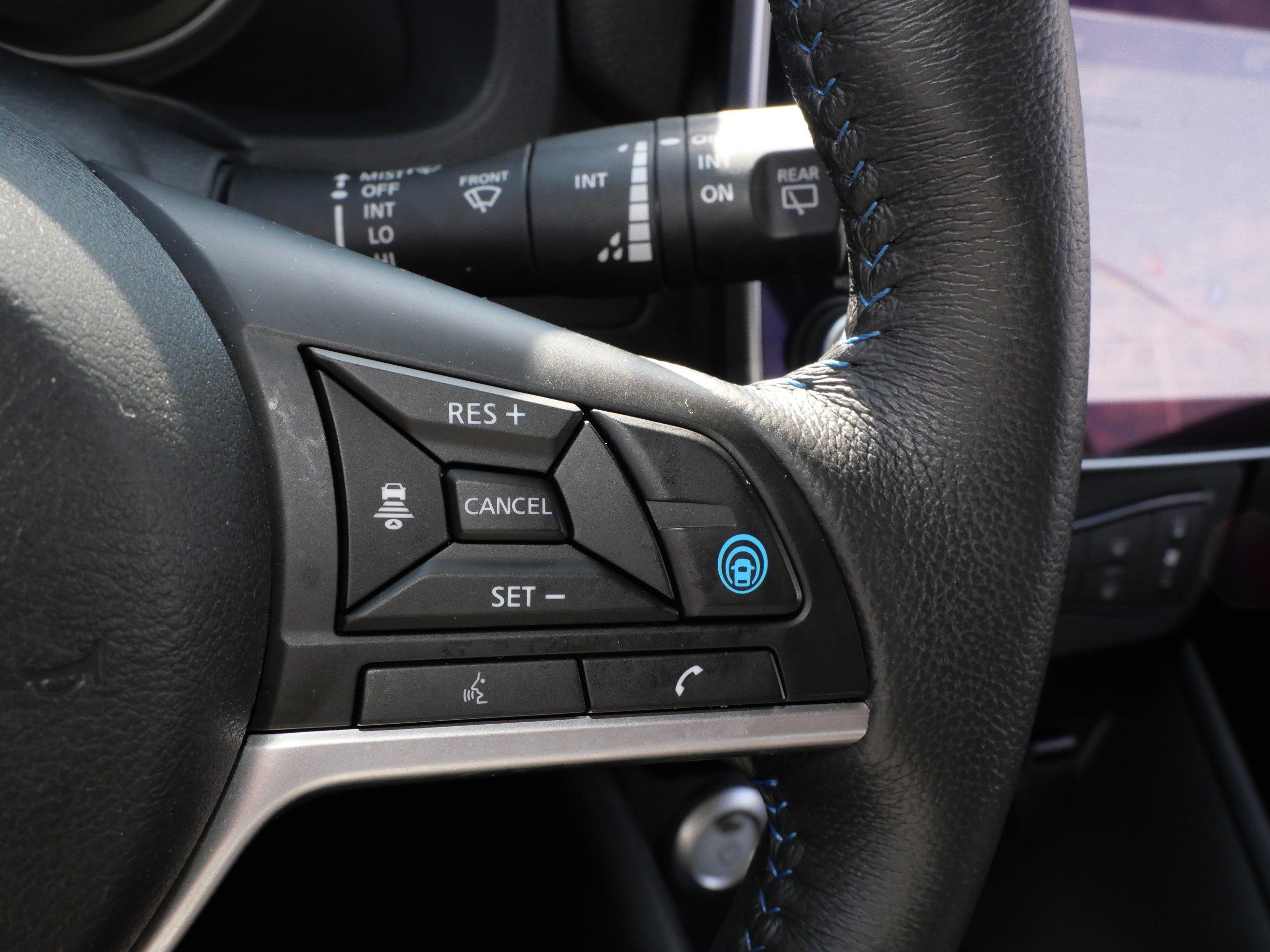 Used 2025 Nissan Leaf SV Plus FWD image 28
