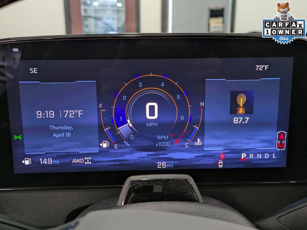 Used 2025 Chevrolet Traverse RS AWD/4WD image 15