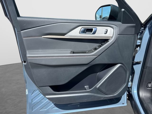 New 2027 Ford Explorer Active RWD image 20