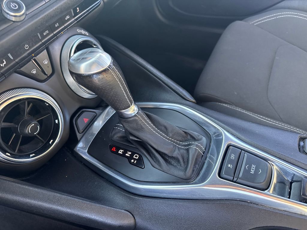 Used 2019 Chevrolet Camaro SS image 19