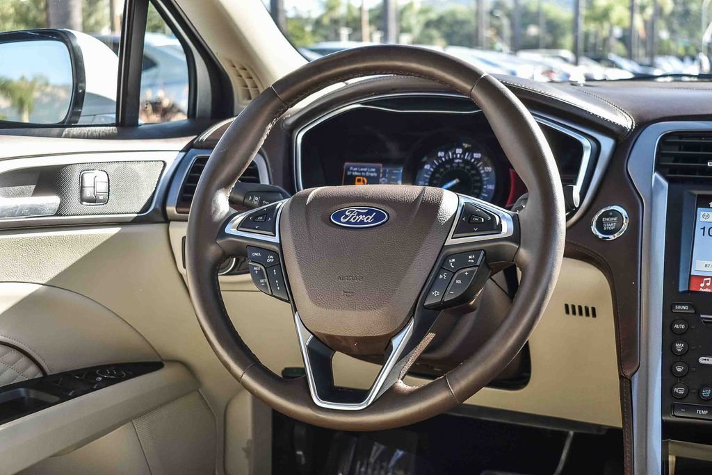 Used 2017 Ford Fusion Platinum image 14