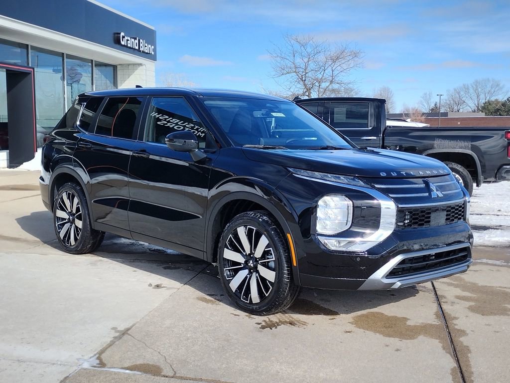 New 2026 Mitsubishi Outlander SE image 11