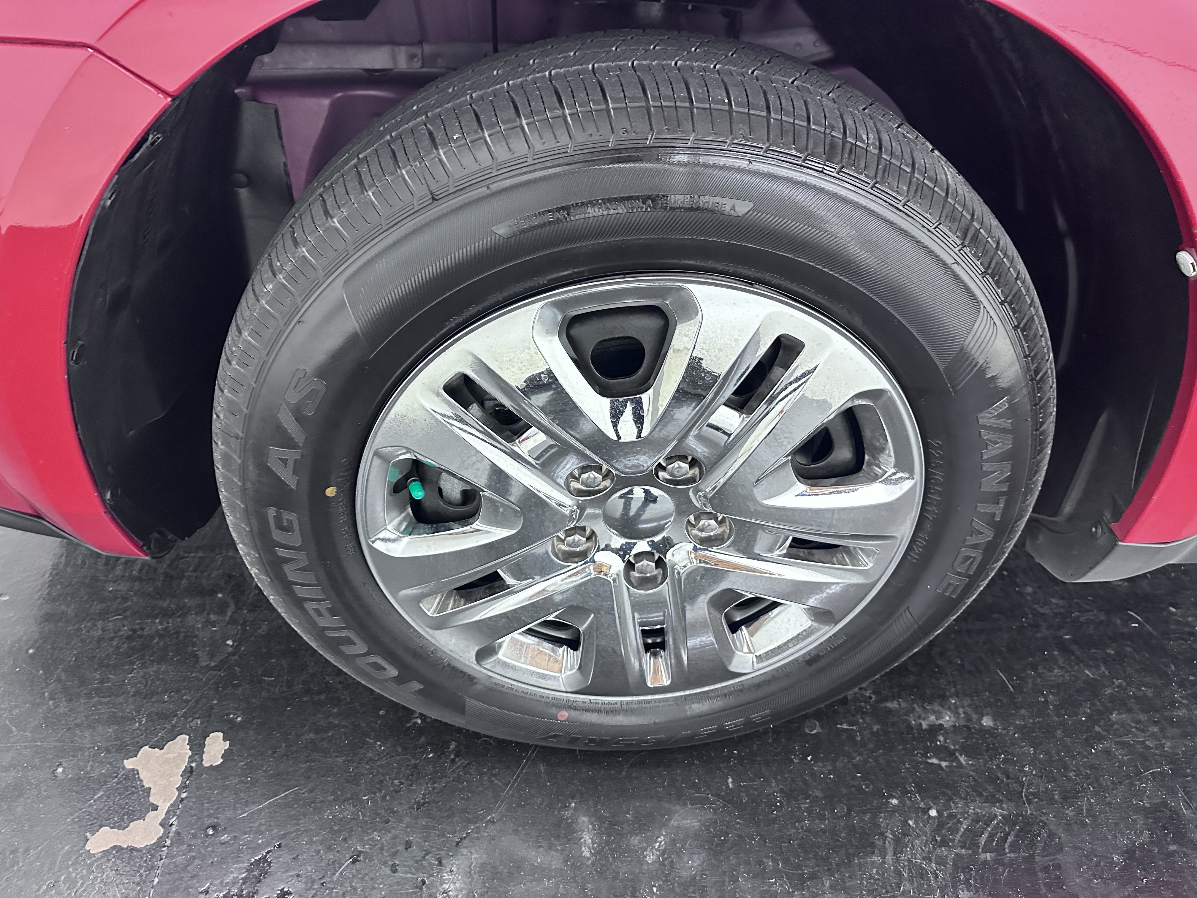 Used 2019 Dodge Journey SE FWD image 24