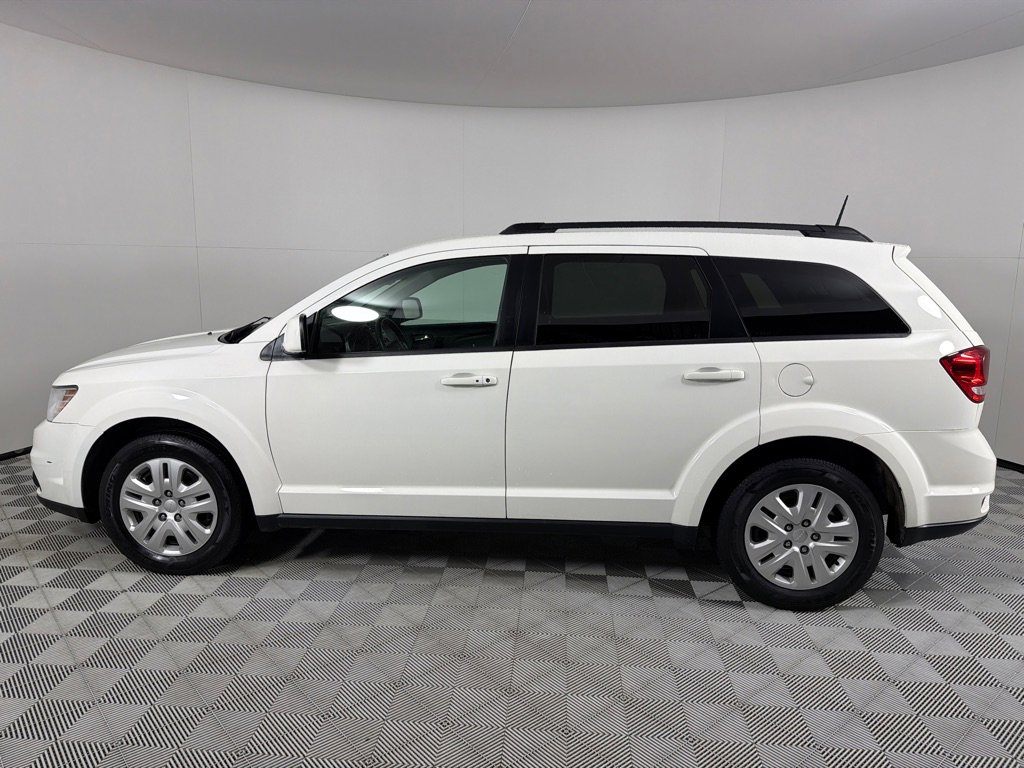 Used 2019 Dodge Journey SE FWD image 8