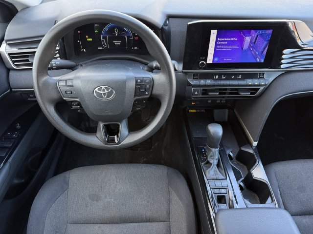Used 2025 Toyota Camry LE FWD image 12