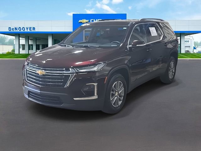 Used 2023 Chevrolet Traverse LT