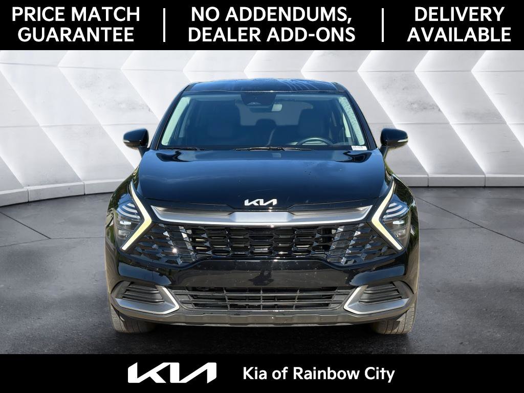 Used 2025 Kia Sportage EX FWD image 2