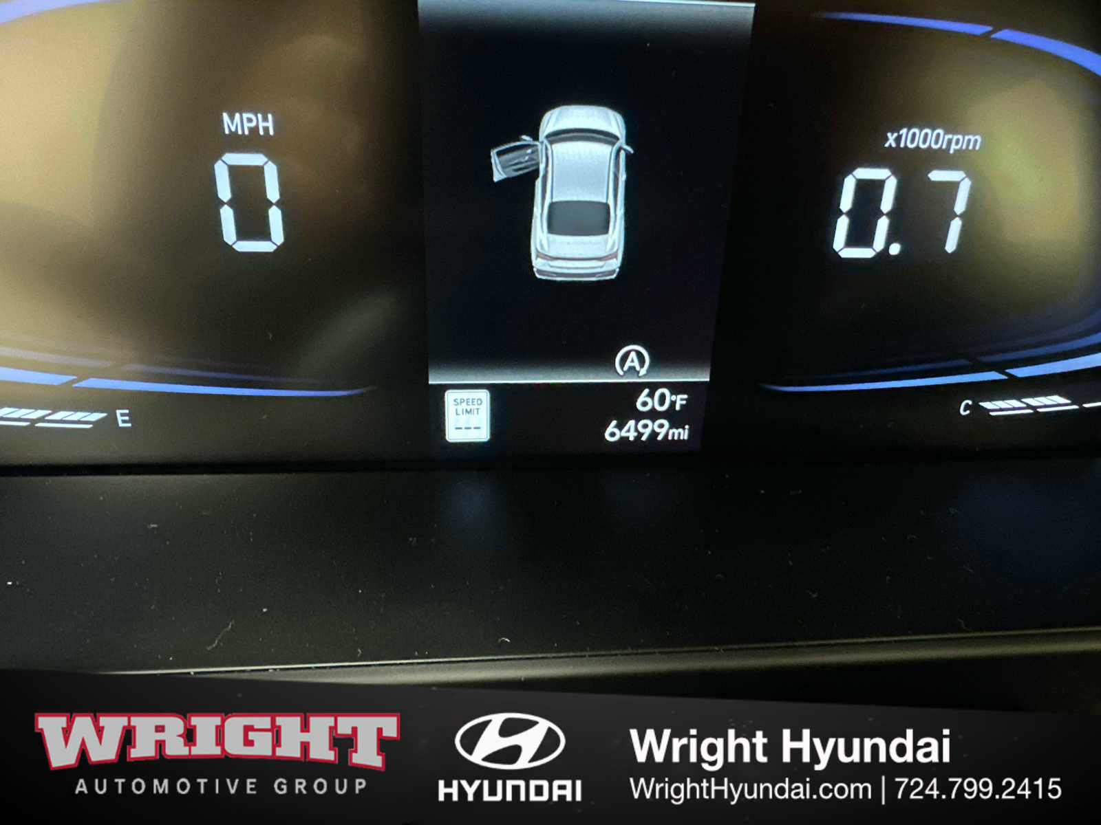 Certified 2025 Hyundai Elantra SE image 24