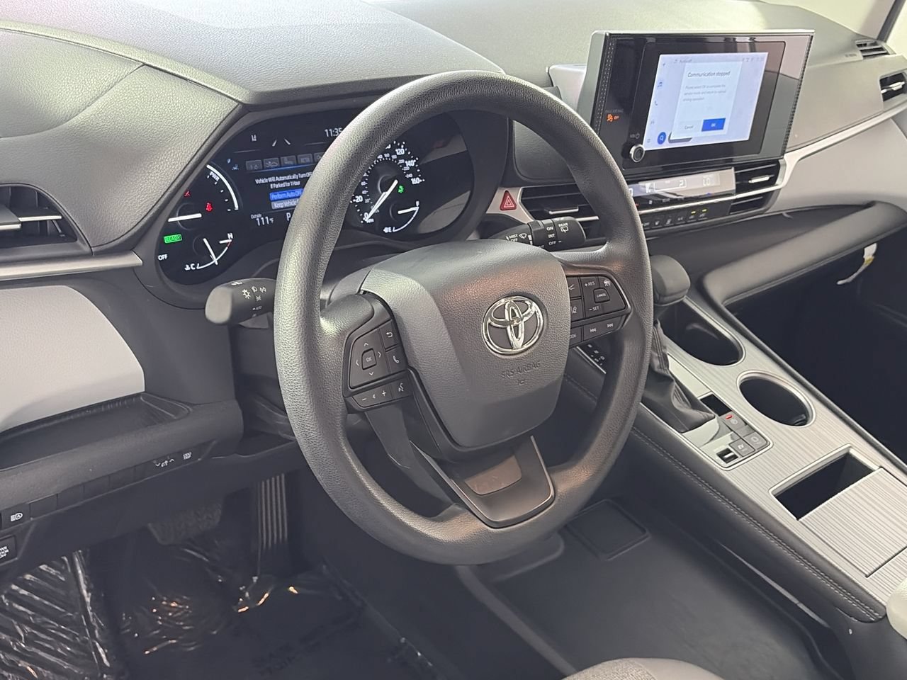 Used 2026 Toyota Sienna LE FWD image 11