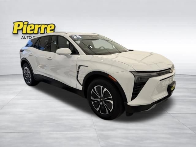 Used 2024 Chevrolet Blazer EV LT AWD/4WD image 7