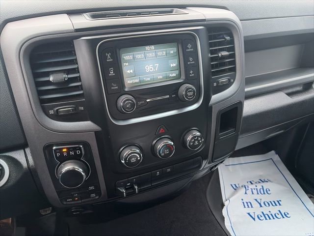 Used 2017 RAM 1500 Express image 16