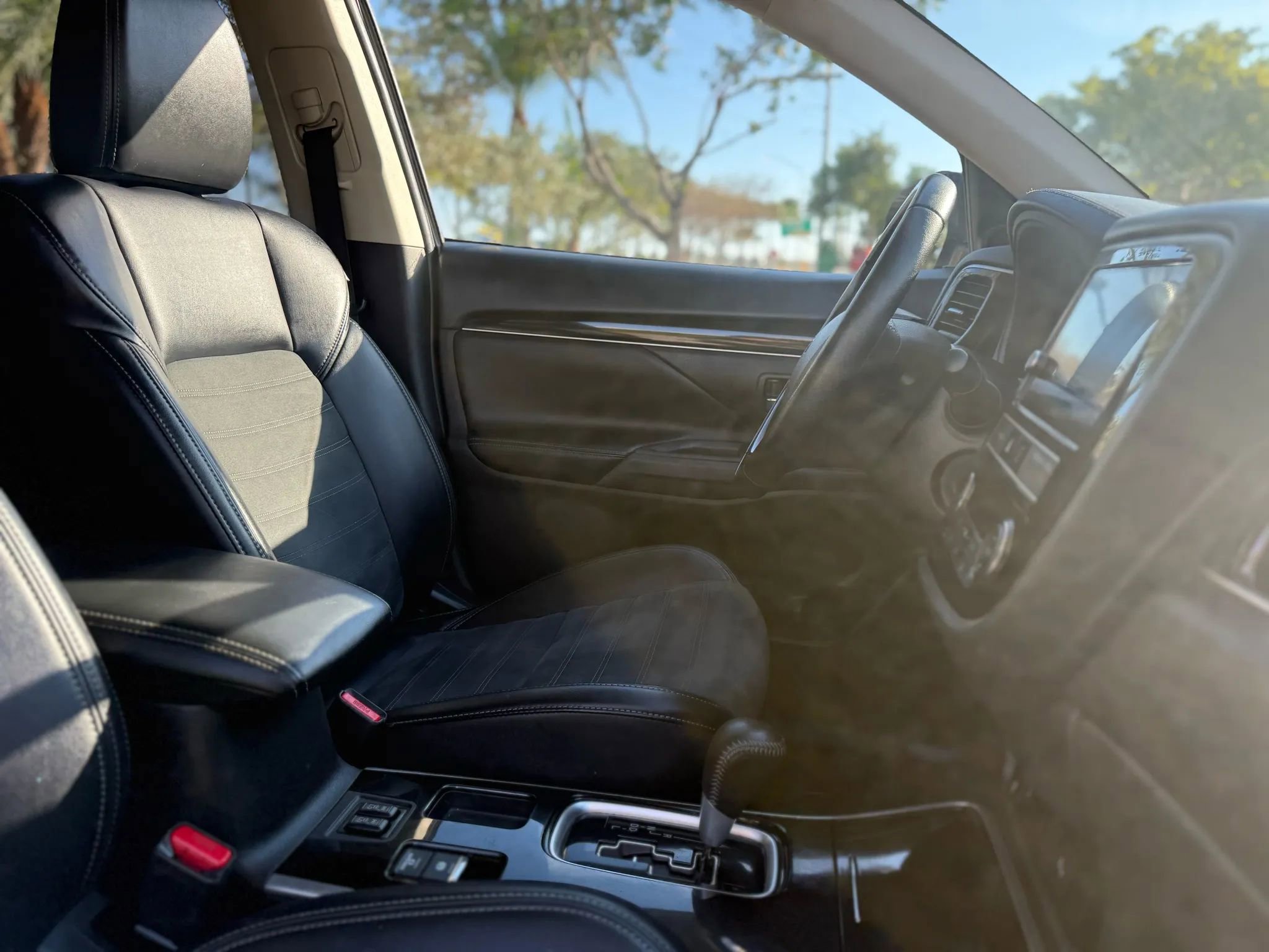 Used 2019 Mitsubishi Outlander SEL FWD image 15