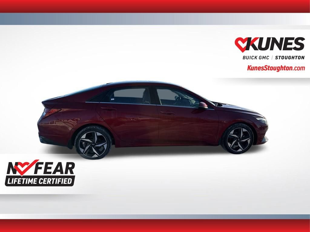 Used 2023 Hyundai Elantra Limited image 13