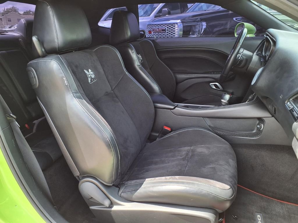Used 2015 Dodge Challenger R/T Scat Pack image 13