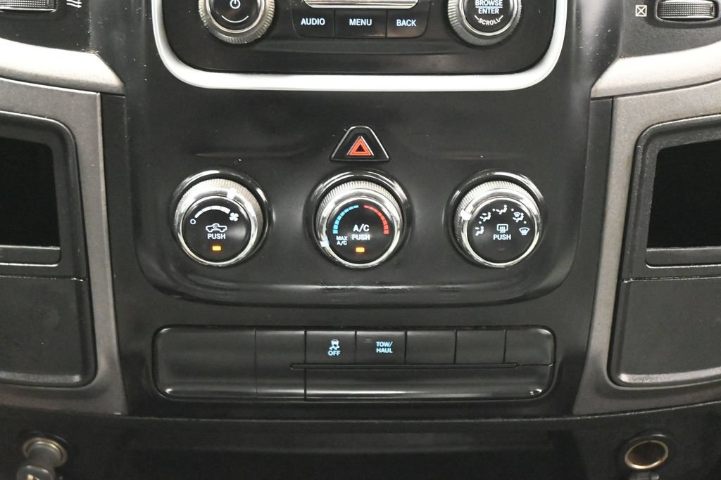 Used 2014 RAM 2500 Tradesman w/ Chrome Appearance Group AWD/4WD image 20