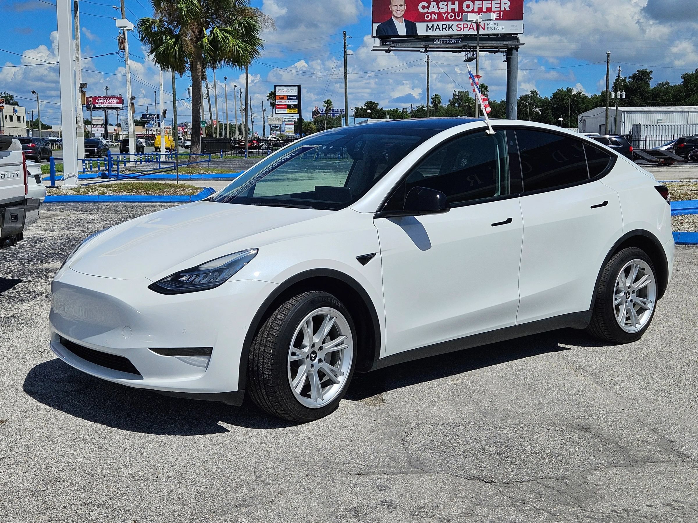 Used 2021 Tesla Model Y Long Range AWD/4WD image 4